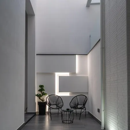 לינה וארוחת בוקר Crystalrooms