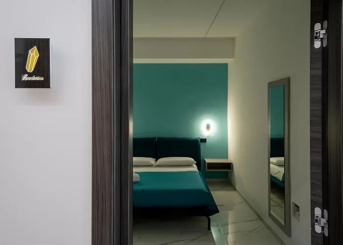 Crystalrooms Bed & Breakfast *