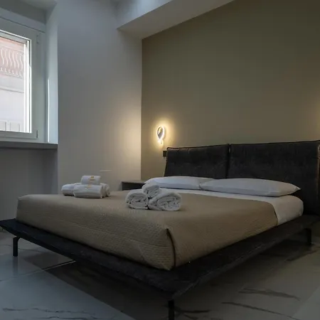 Crystalrooms Bed and breakfast