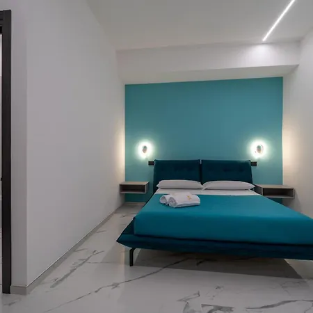 Crystalrooms *
