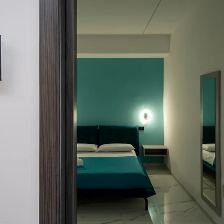 Crystalrooms Bed & Breakfast *