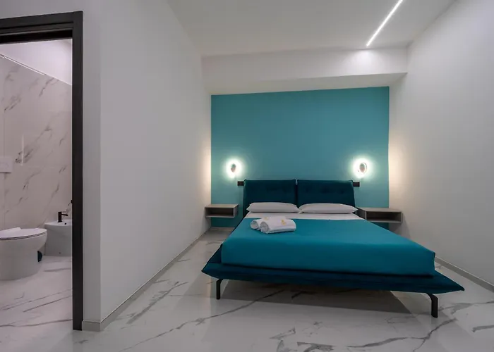 Crystalrooms *